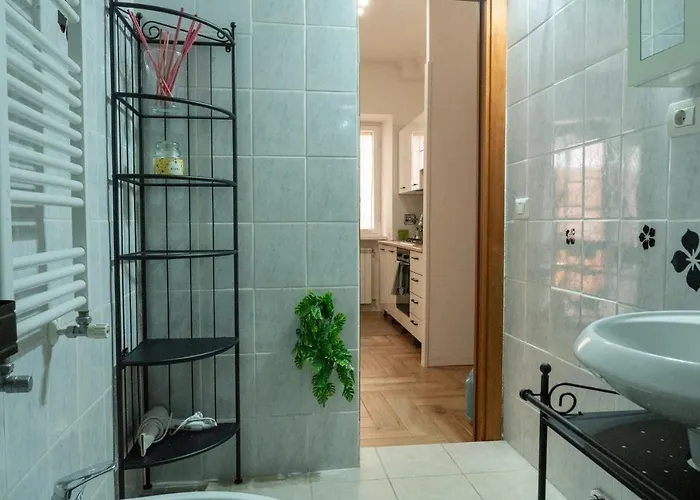 Apartment Monolocale Minimal 5 Minuti A Piedi Da Metro C Rome